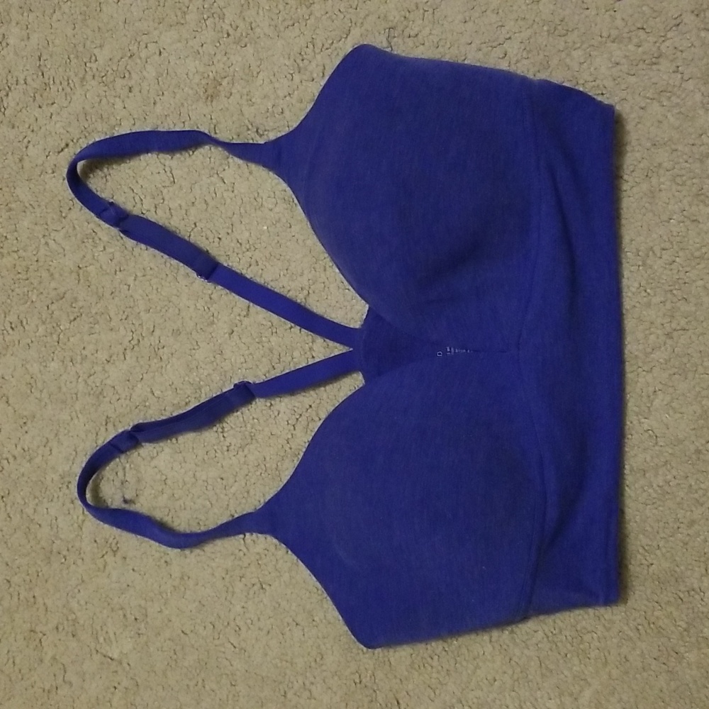 GAP body padded wireless pullover bra size 34D